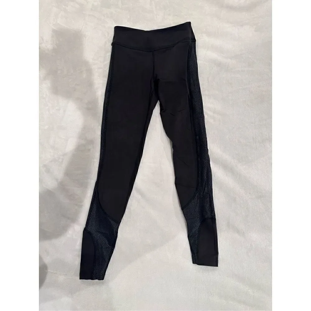 Beyond Yoga black womens leggings size S